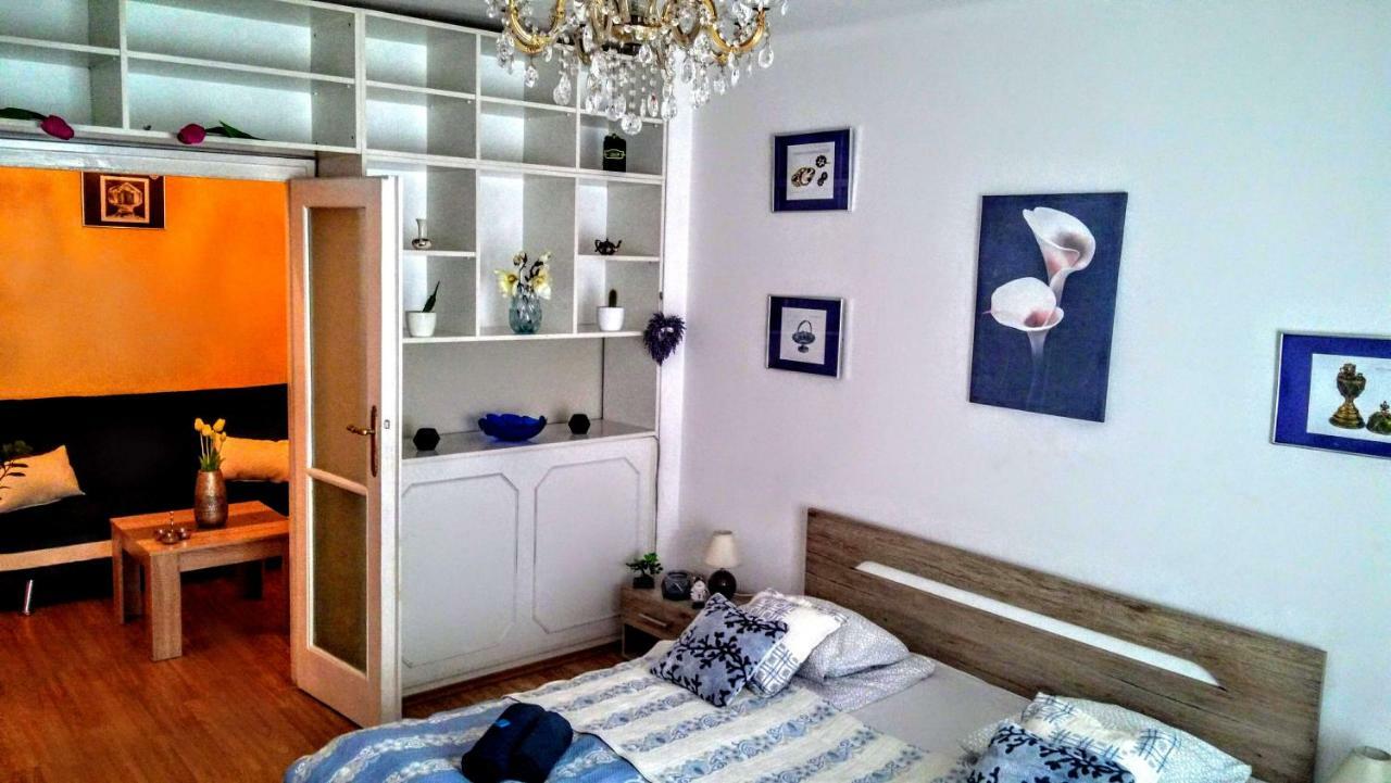 Westend Apartment Boedapest Buitenkant foto